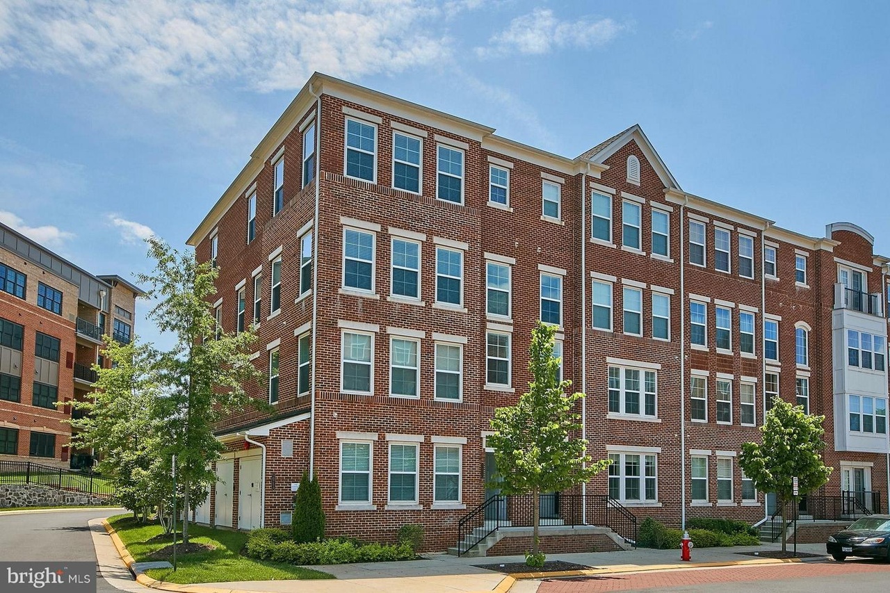3073 Rittenhouse Circle - 1